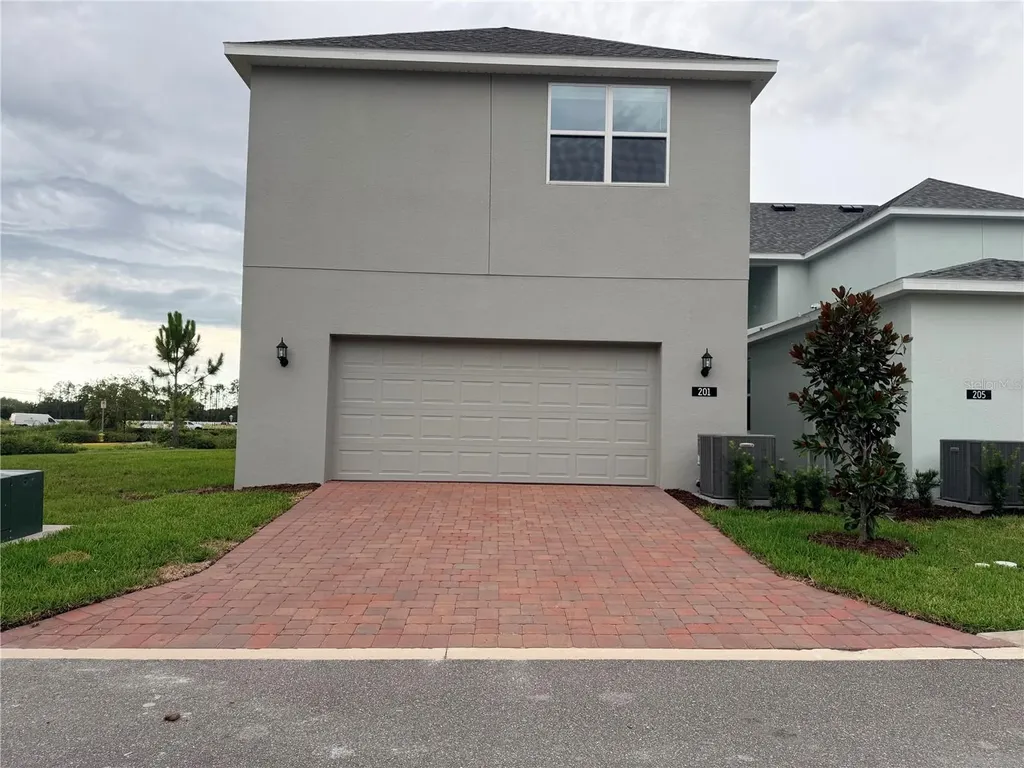 201 Station Lane Debary FL 32713