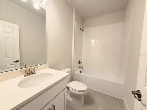 201 Station Lane Debary FL 32713