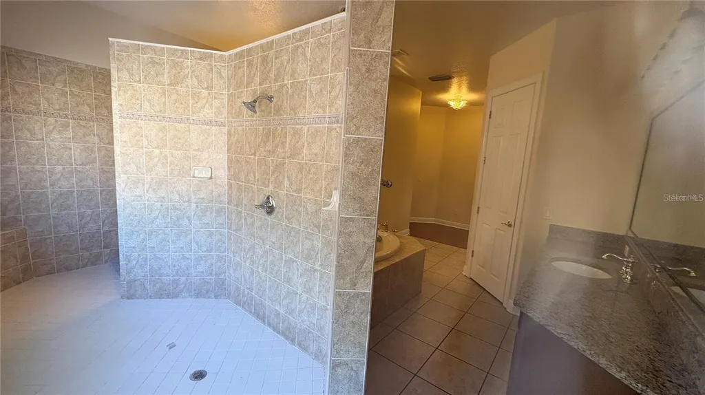 10547 Martinique Isle Drive Tampa FL 33647