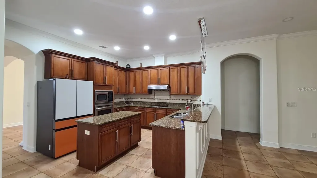 10547 Martinique Isle Drive Tampa FL 33647