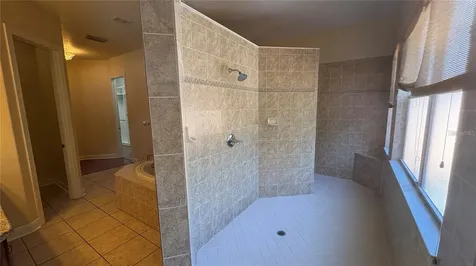10547 Martinique Isle Drive Tampa FL 33647