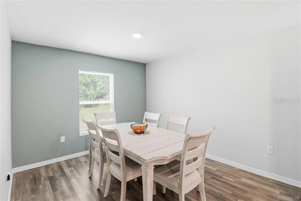 8827 N Vienna Drive Dunnellon FL 34433