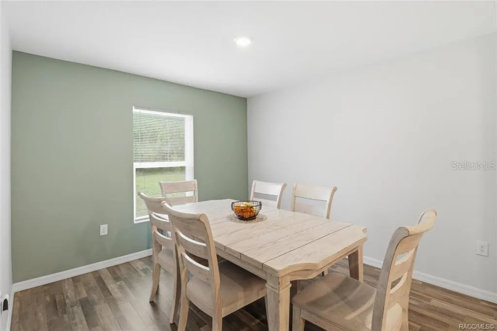 8827 N Vienna Drive Dunnellon FL 34433