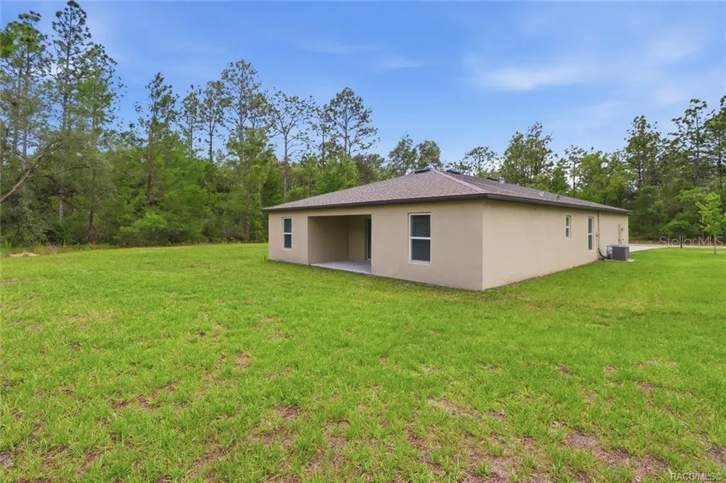 8827 N Vienna Drive Dunnellon FL 34433