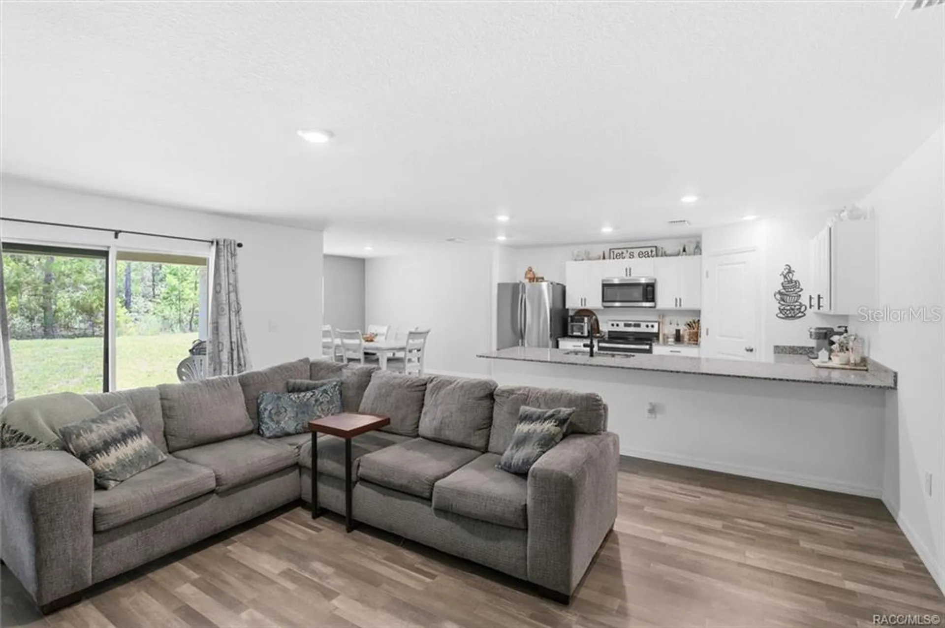 8827 N Vienna Drive Dunnellon FL 34433
