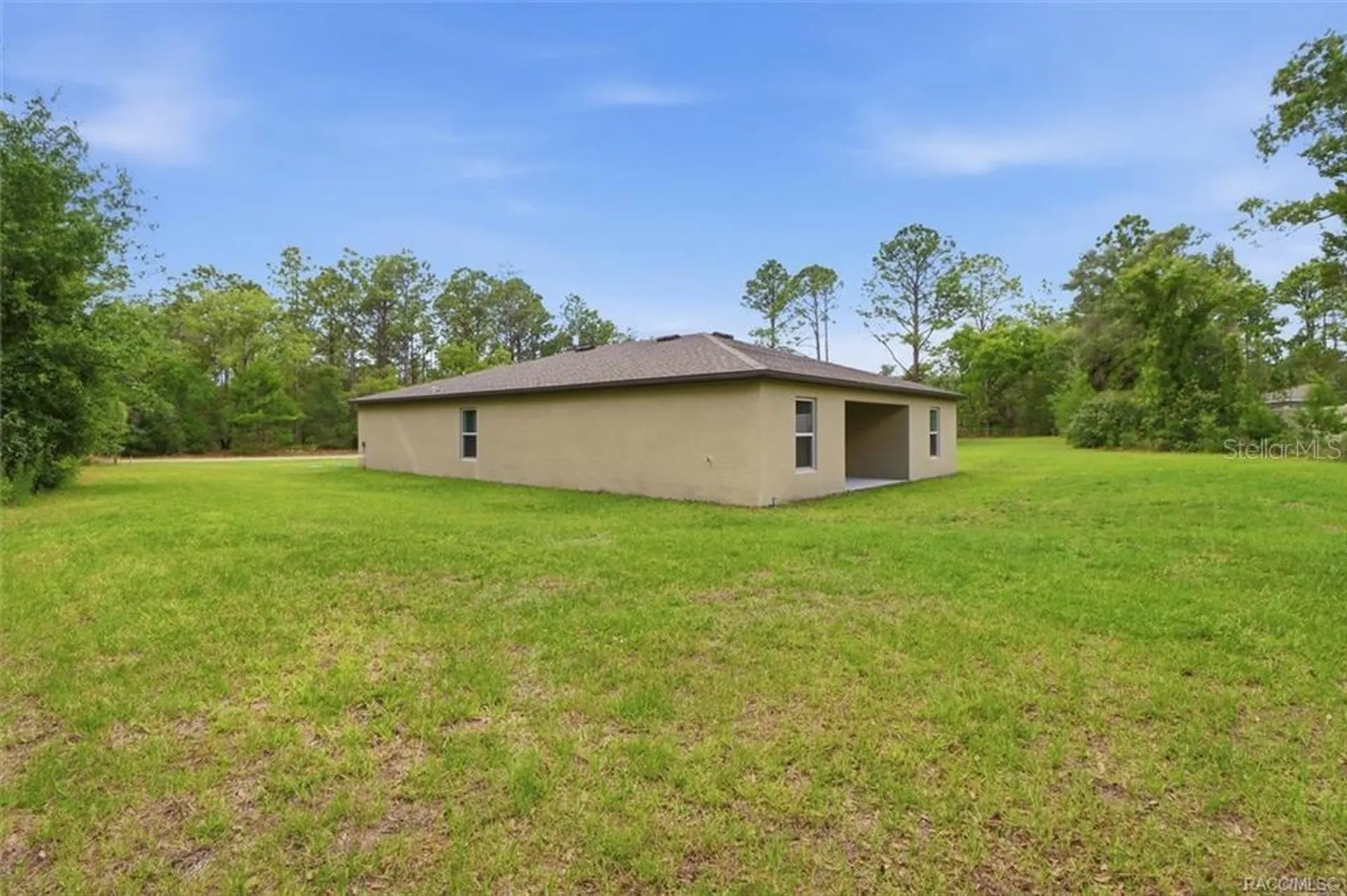 8827 N Vienna Drive Dunnellon FL 34433