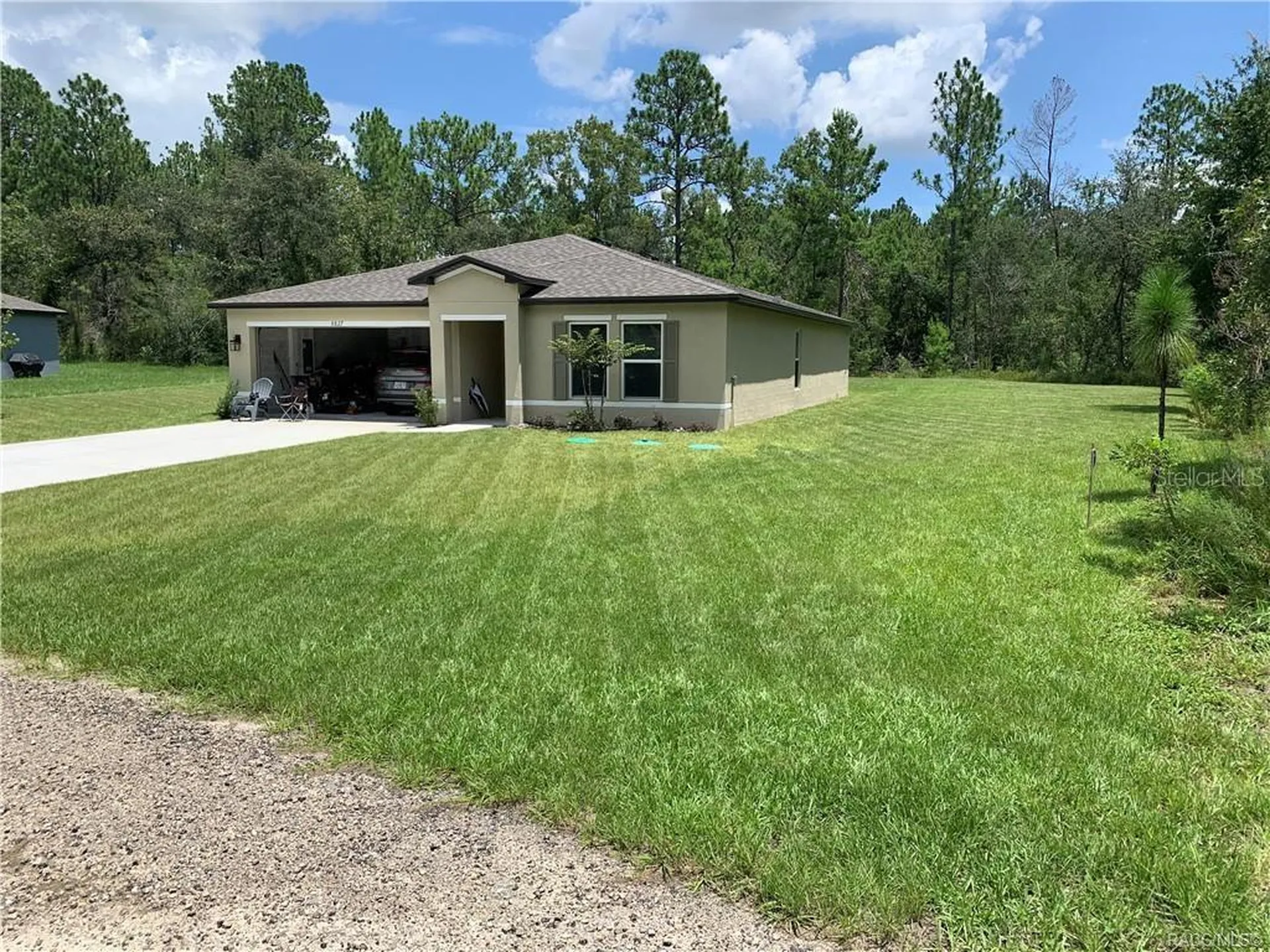 8827 N Vienna Drive Dunnellon FL 34433