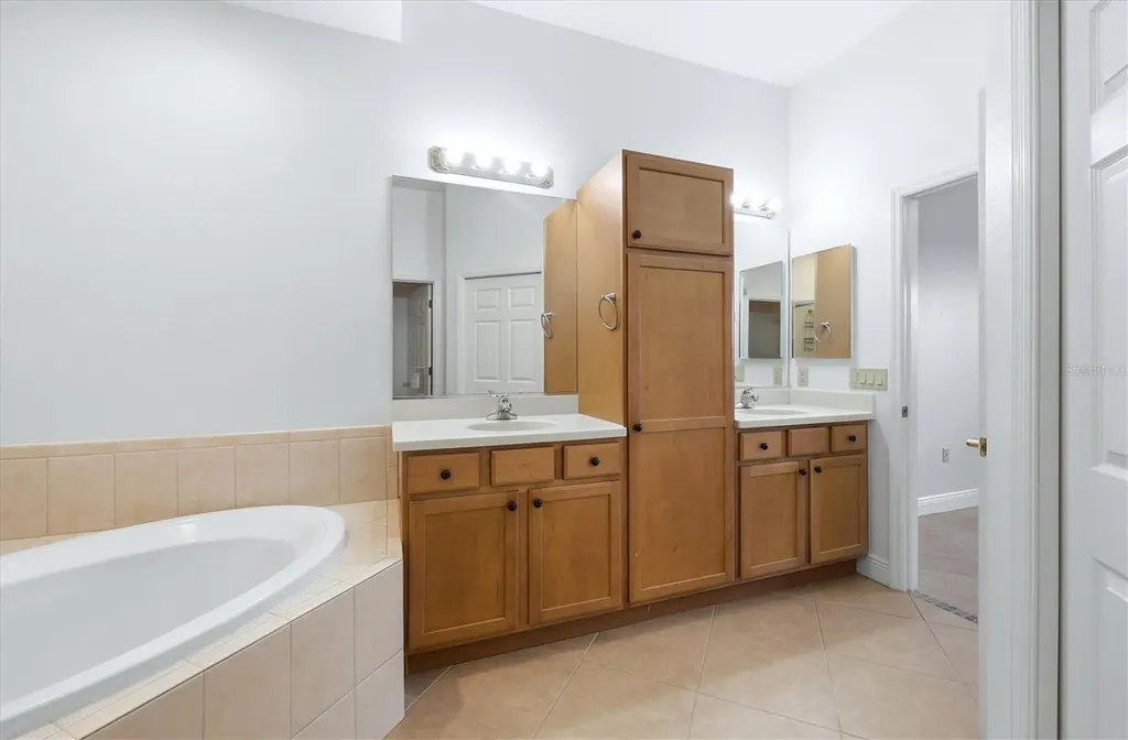 8434 Miramar Way Lakewood Ranch FL 34202