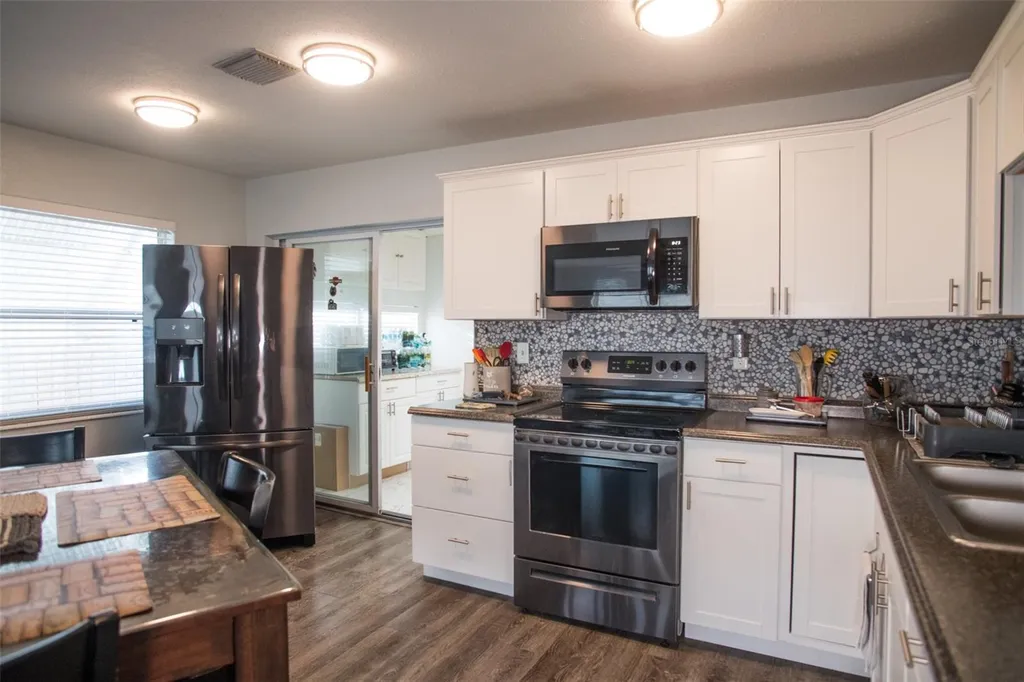 4240 69th Avenue N Pinellas Park FL 33781