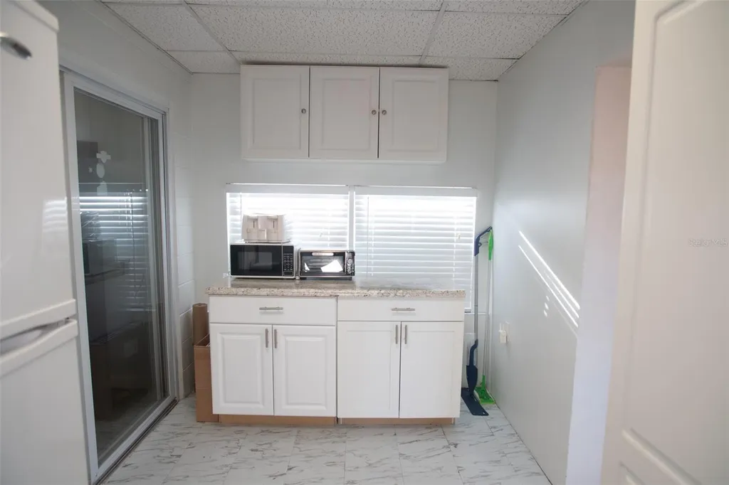 4240 69th Avenue N Pinellas Park FL 33781