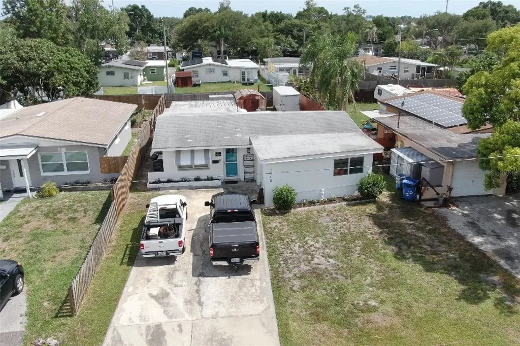 4240 69th Avenue N Pinellas Park FL 33781