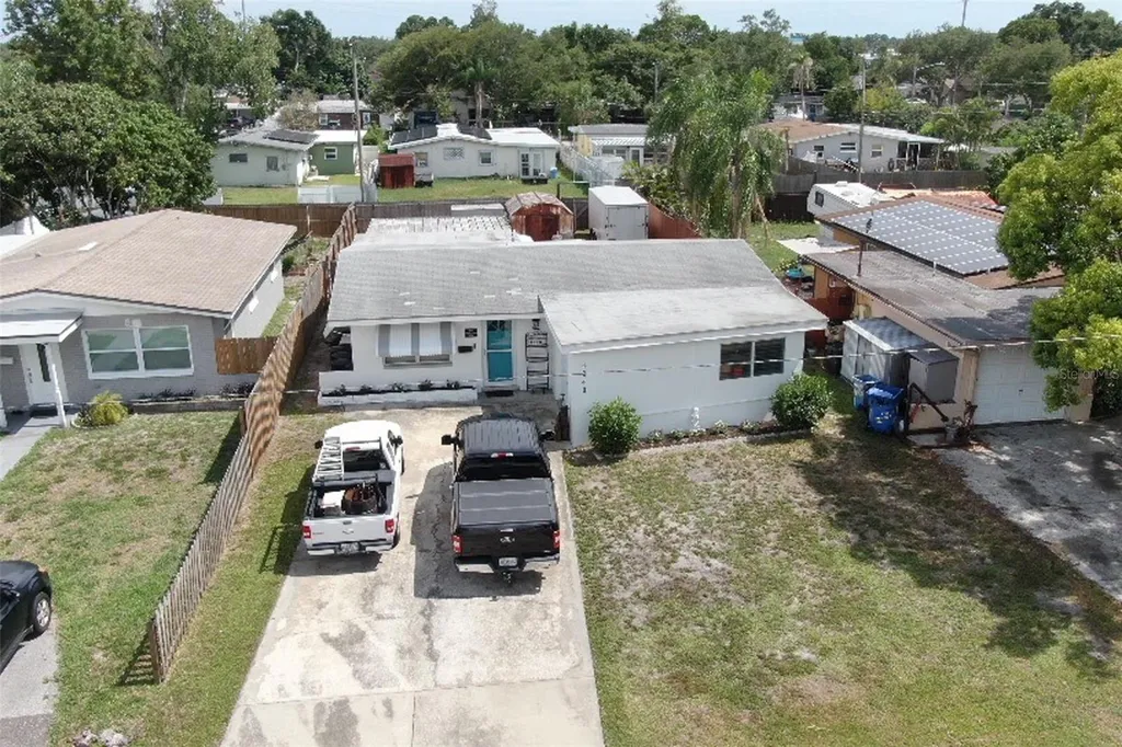 4240 69th Avenue N Pinellas Park FL 33781