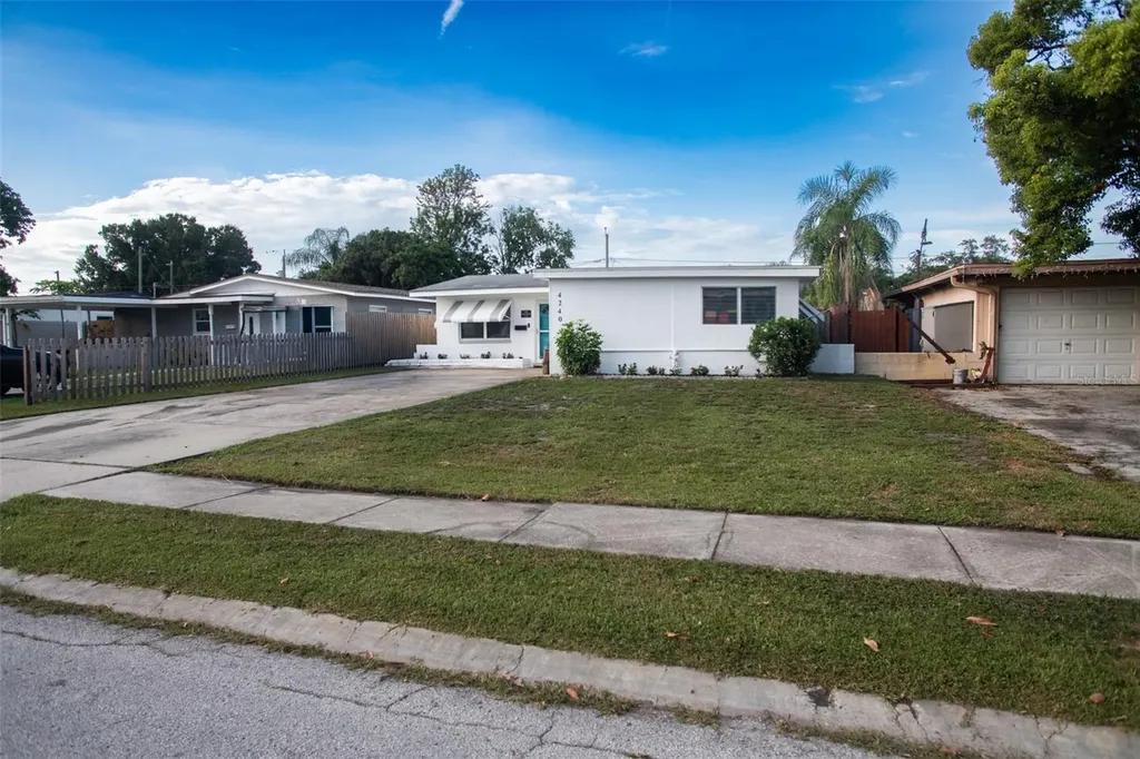 4240 69th Avenue N Pinellas Park FL 33781