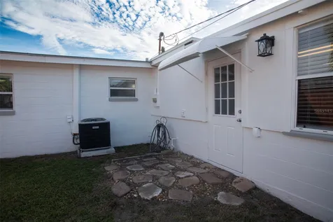 4240 69th Avenue N Pinellas Park FL 33781