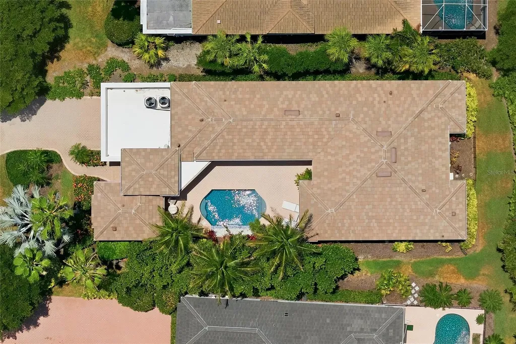 3526 Fair Oaks Lane Longboat Key FL 34228