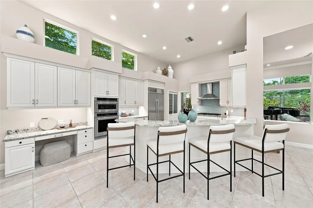 3526 Fair Oaks Lane Longboat Key FL 34228
