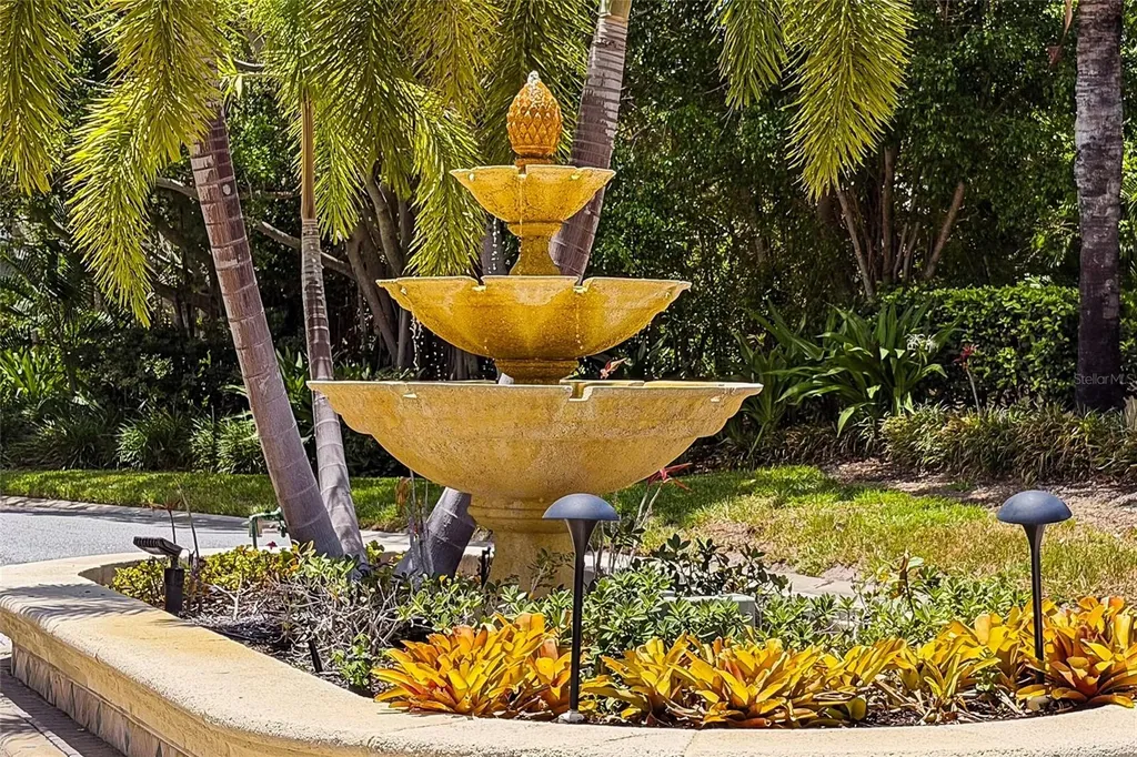 3526 Fair Oaks Lane Longboat Key FL 34228