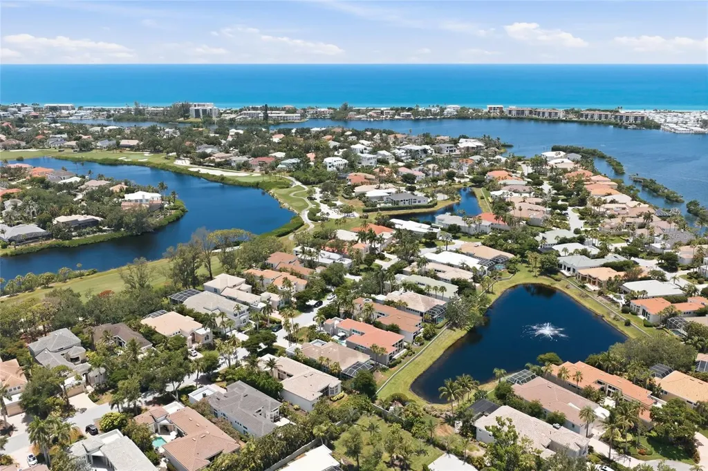3526 Fair Oaks Lane Longboat Key FL 34228