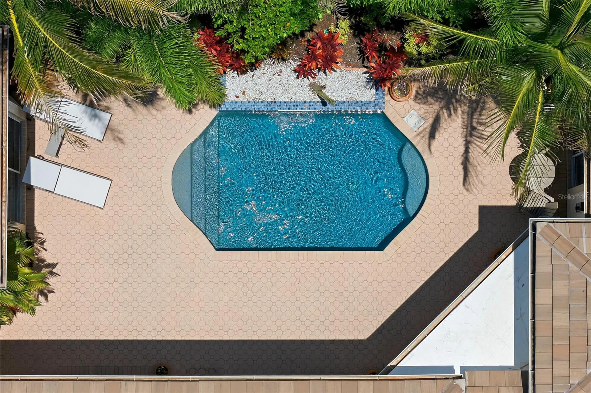 3526 Fair Oaks Lane Longboat Key FL 34228