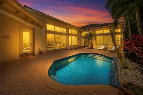 3526 Fair Oaks Lane Longboat Key FL 34228