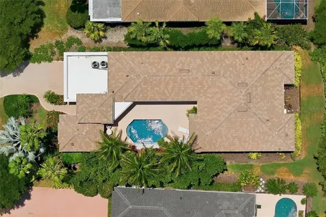 3526 Fair Oaks Lane Longboat Key FL 34228