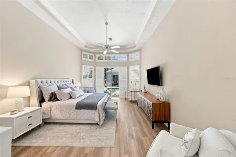 3526 Fair Oaks Lane Longboat Key FL 34228