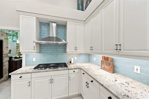 3526 Fair Oaks Lane Longboat Key FL 34228