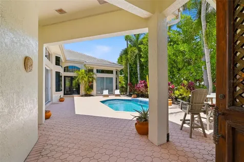 3526 Fair Oaks Lane Longboat Key FL 34228