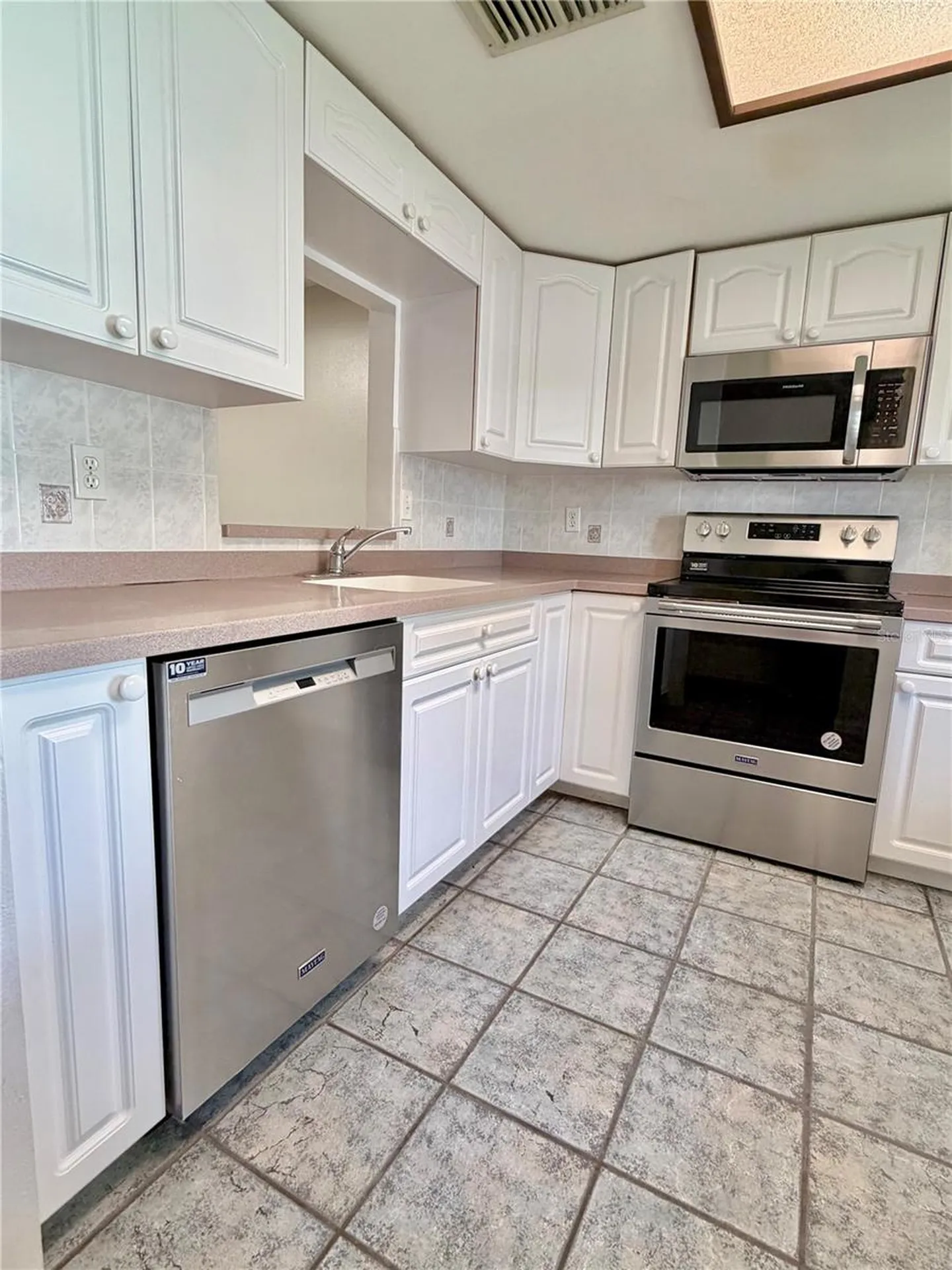 7632 Bayhill Court New Port Richey FL 34654