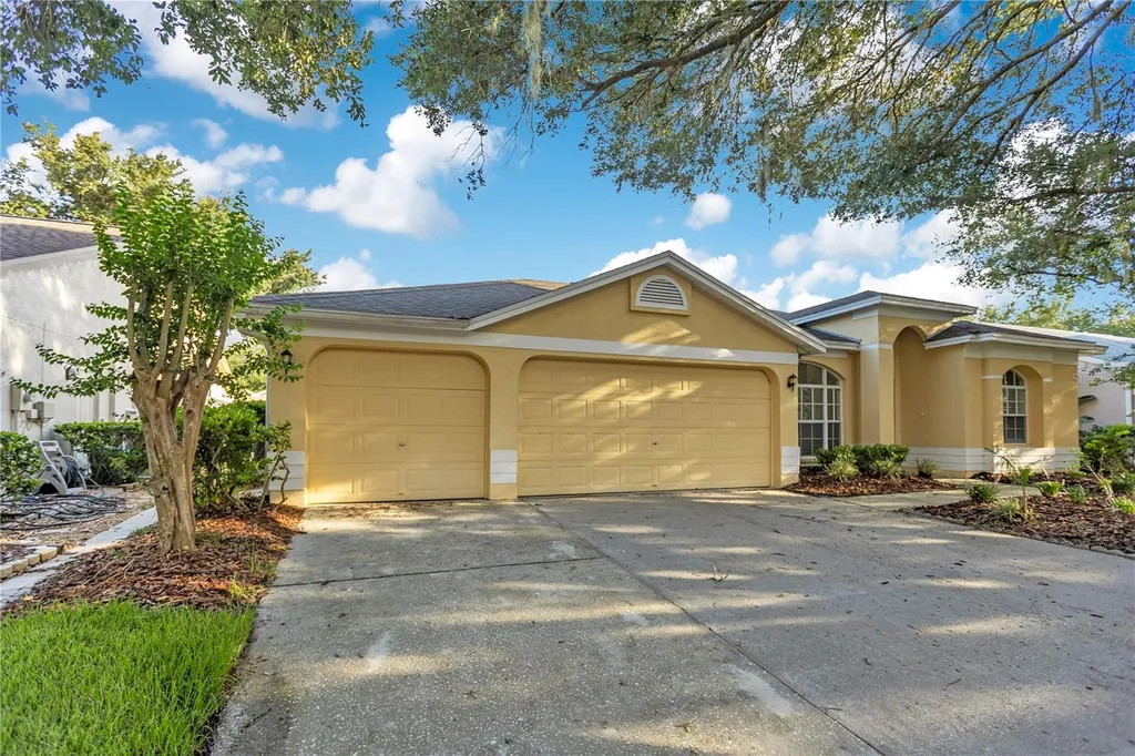 9303 Heritage Oak Court Tampa FL 33647