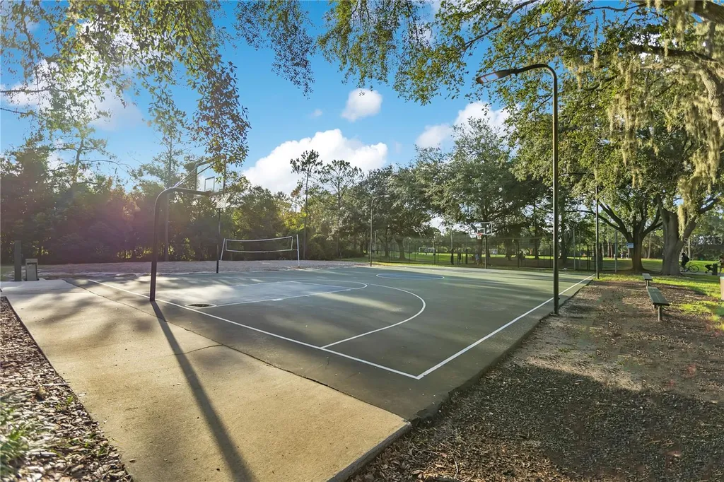 9303 Heritage Oak Court Tampa FL 33647