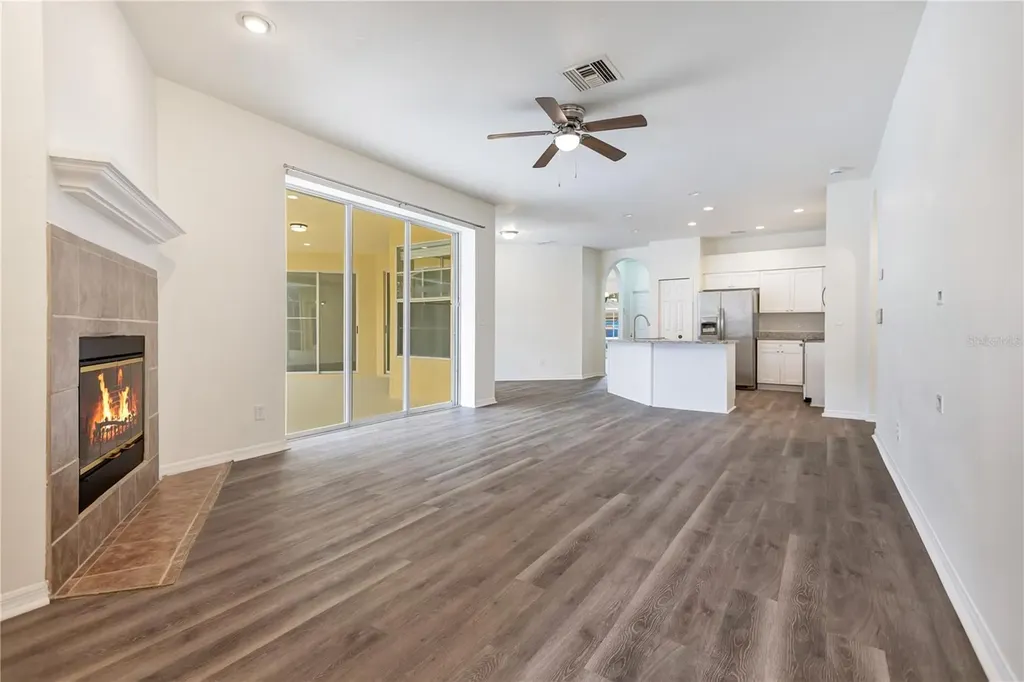 9303 Heritage Oak Court Tampa FL 33647