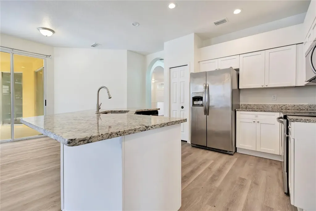 9303 Heritage Oak Court Tampa FL 33647