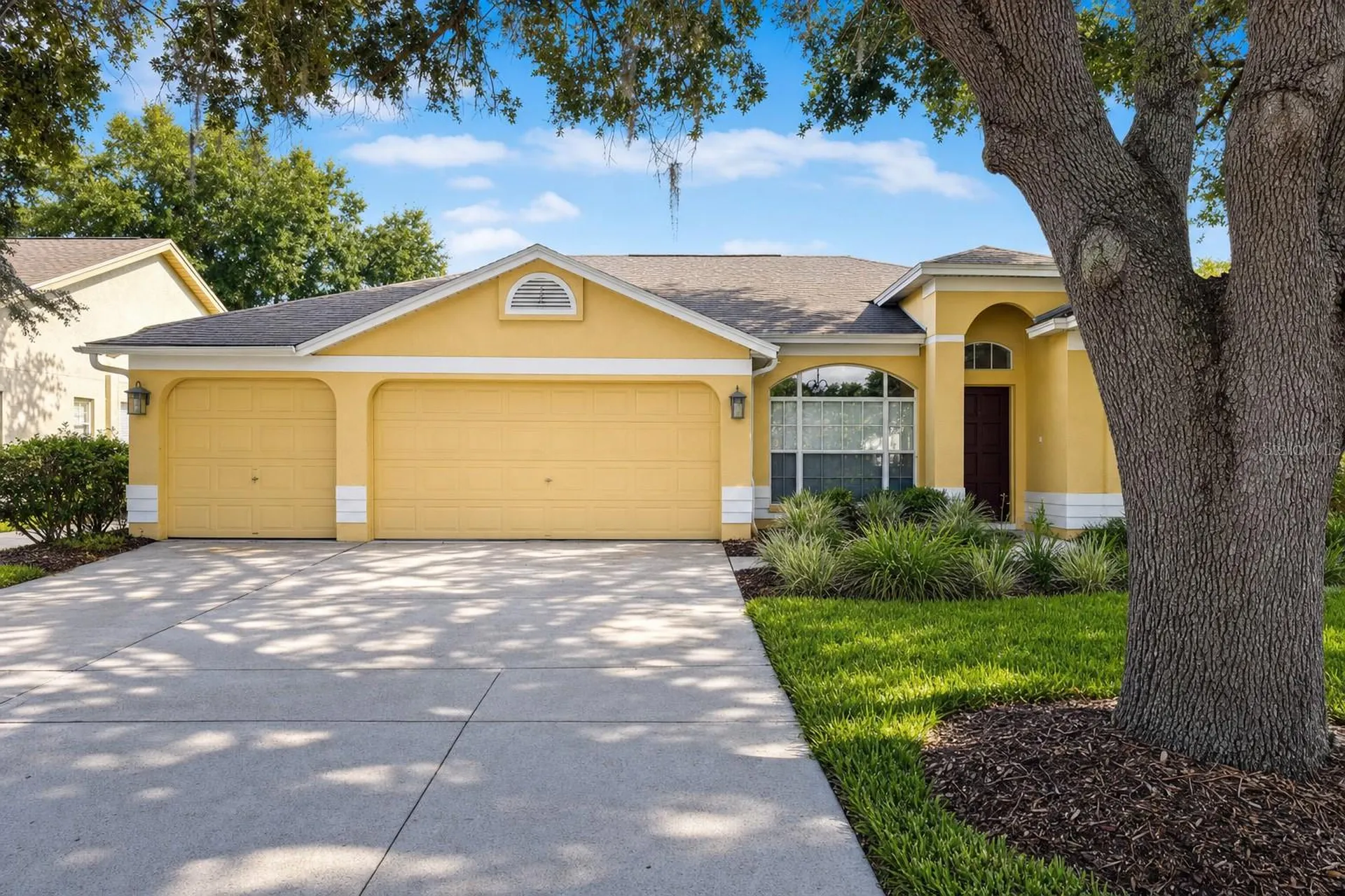 9303 Heritage Oak Court Tampa FL 33647