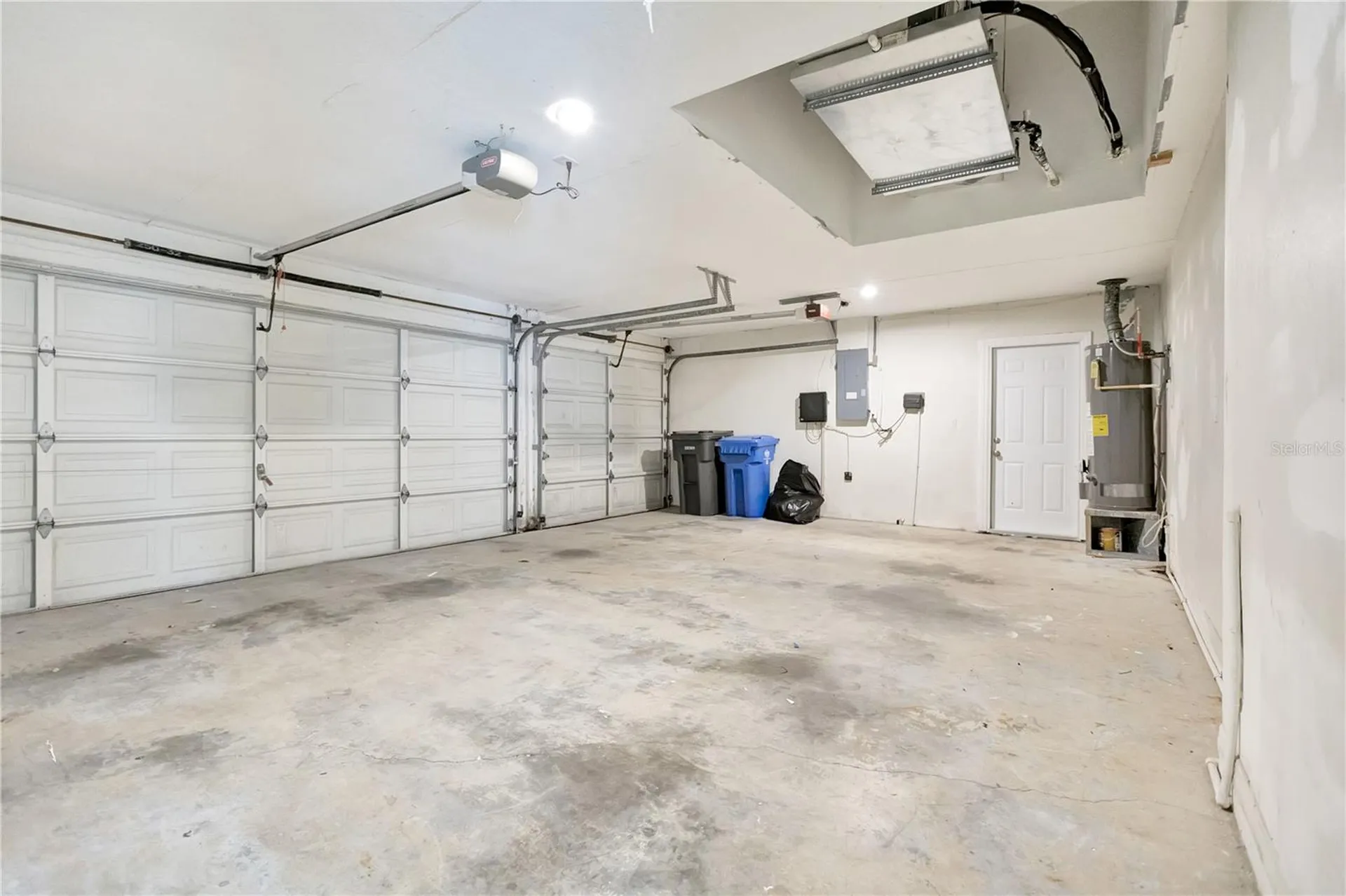 9303 Heritage Oak Court Tampa FL 33647