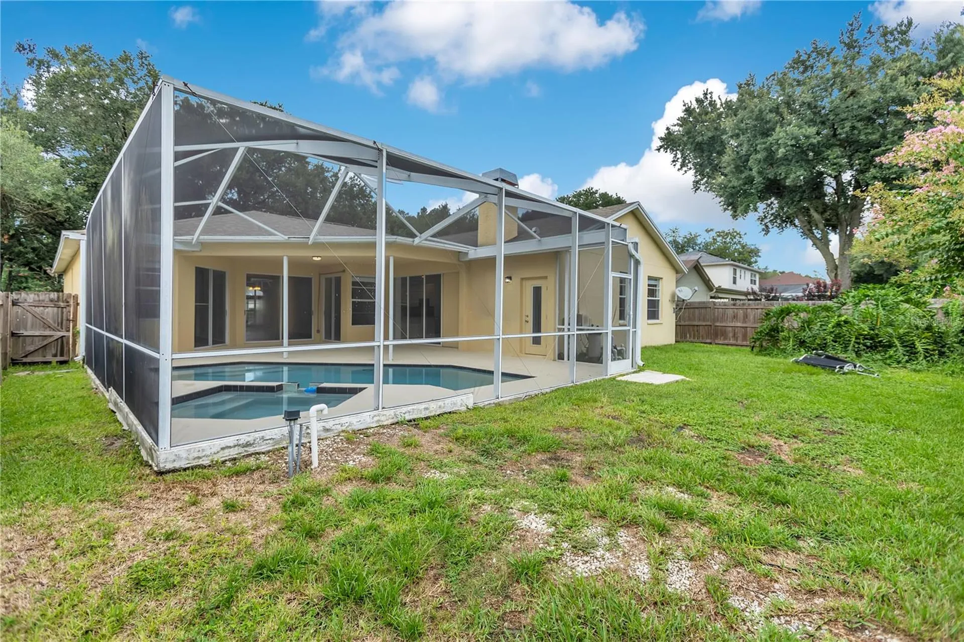 9303 Heritage Oak Court Tampa FL 33647