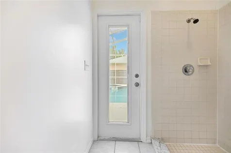 9303 Heritage Oak Court Tampa FL 33647