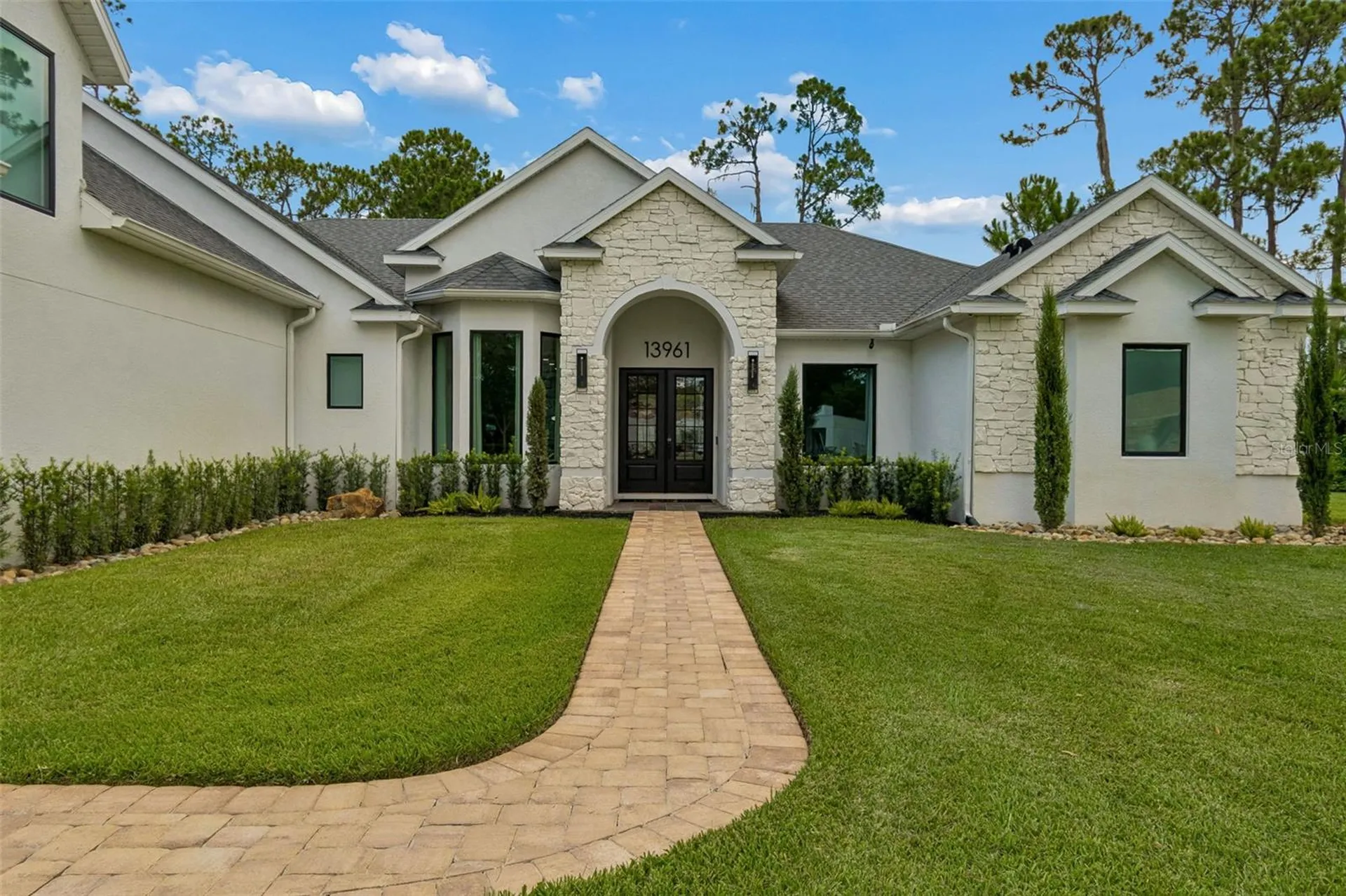 13961 Smokerise Court Orlando FL 32832