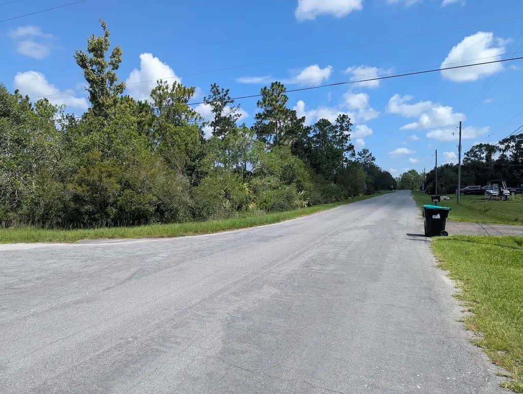 Robertson Street Orlando FL 32833