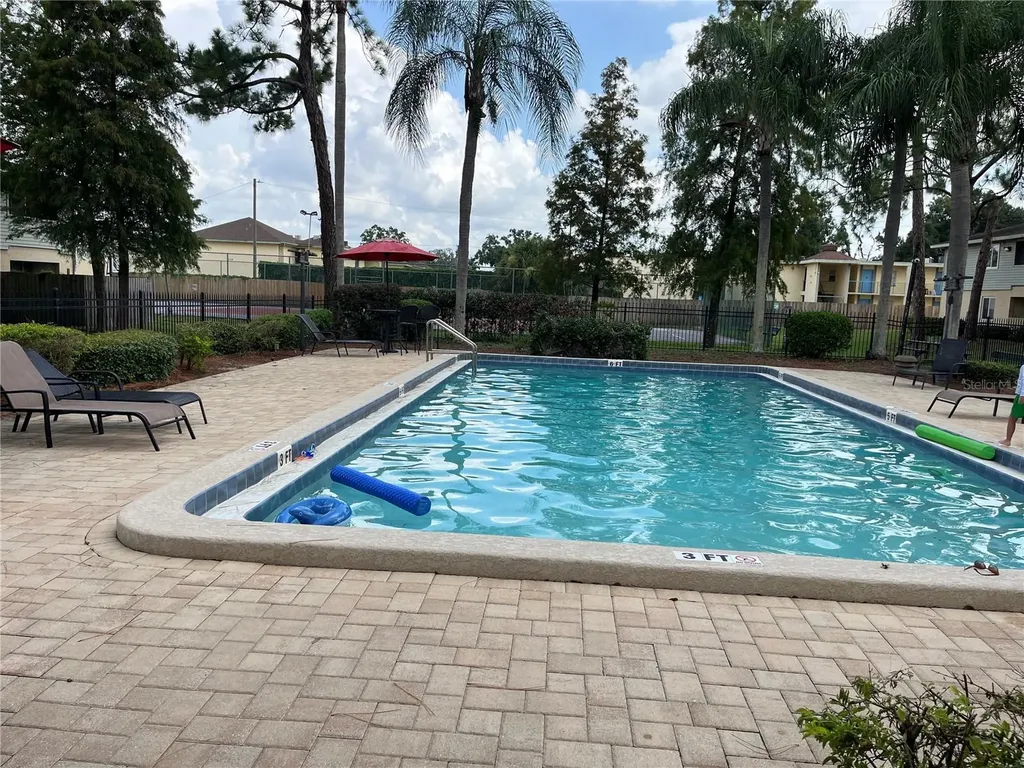 528 Golden Raintree Place Brandon FL 33510