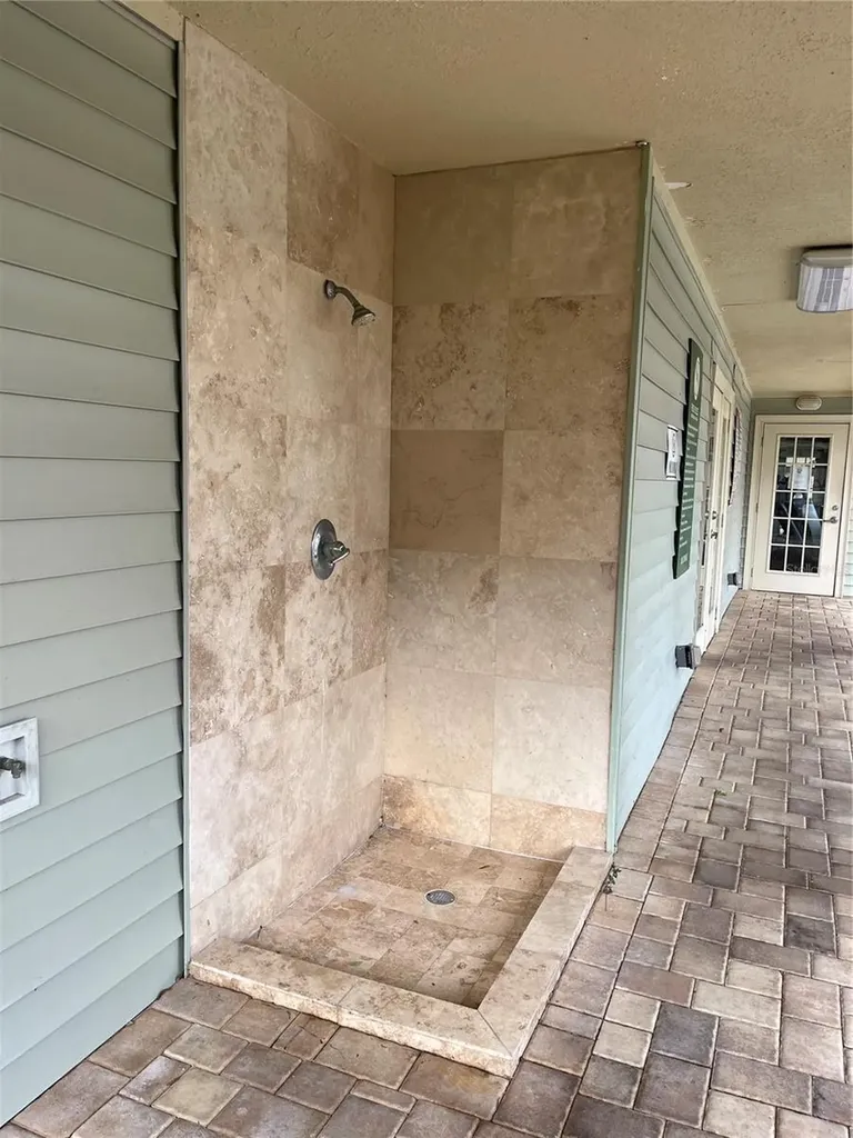 528 Golden Raintree Place Brandon FL 33510