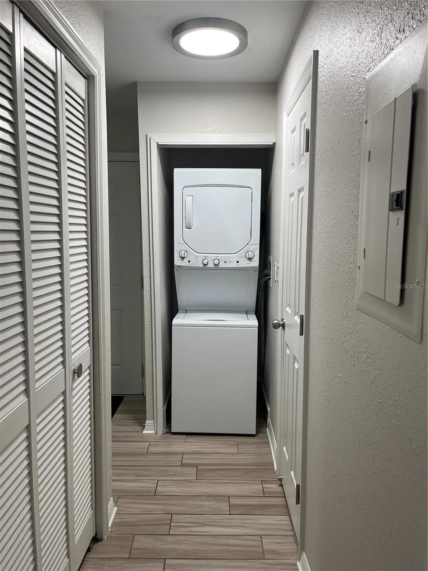 528 Golden Raintree Place Brandon FL 33510
