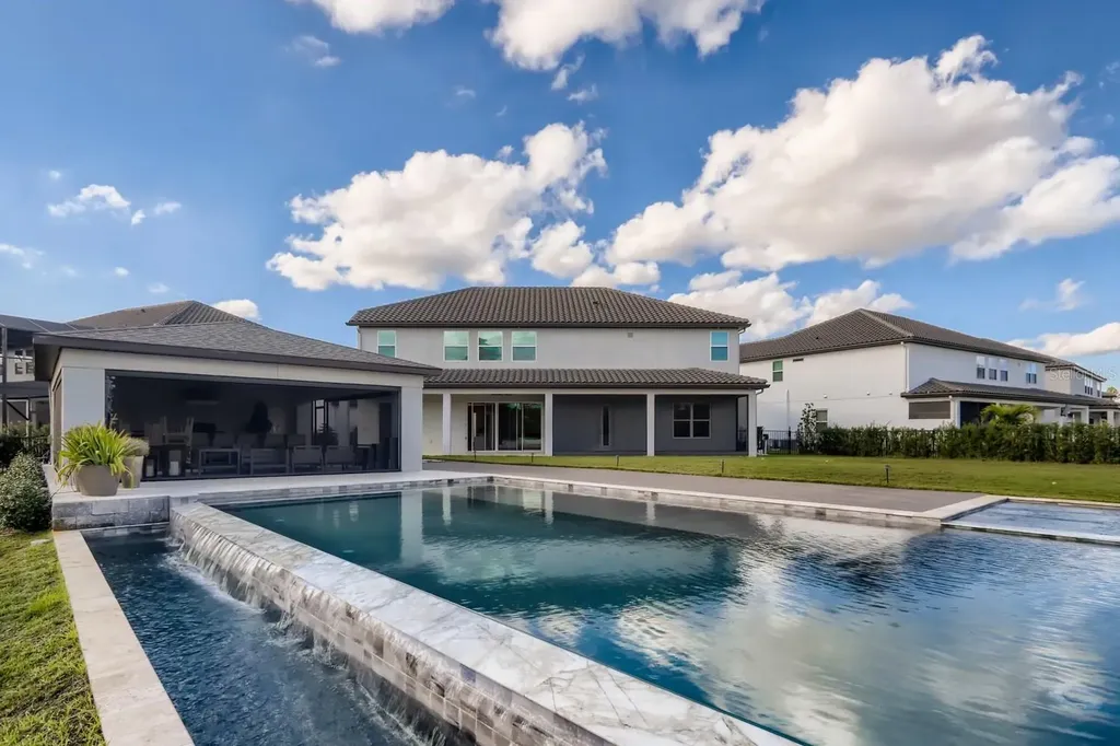 8192 Ludington Circle Orlando FL 32836