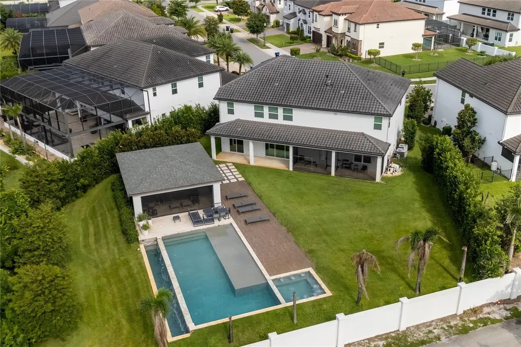 8192 Ludington Circle Orlando FL 32836