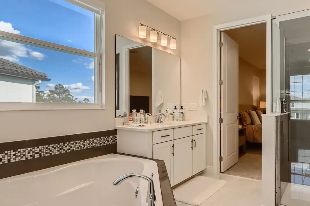 8192 Ludington Circle Orlando FL 32836