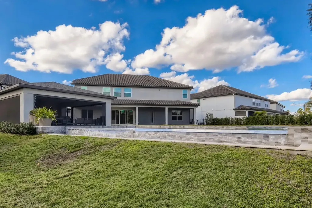 8192 Ludington Circle Orlando FL 32836