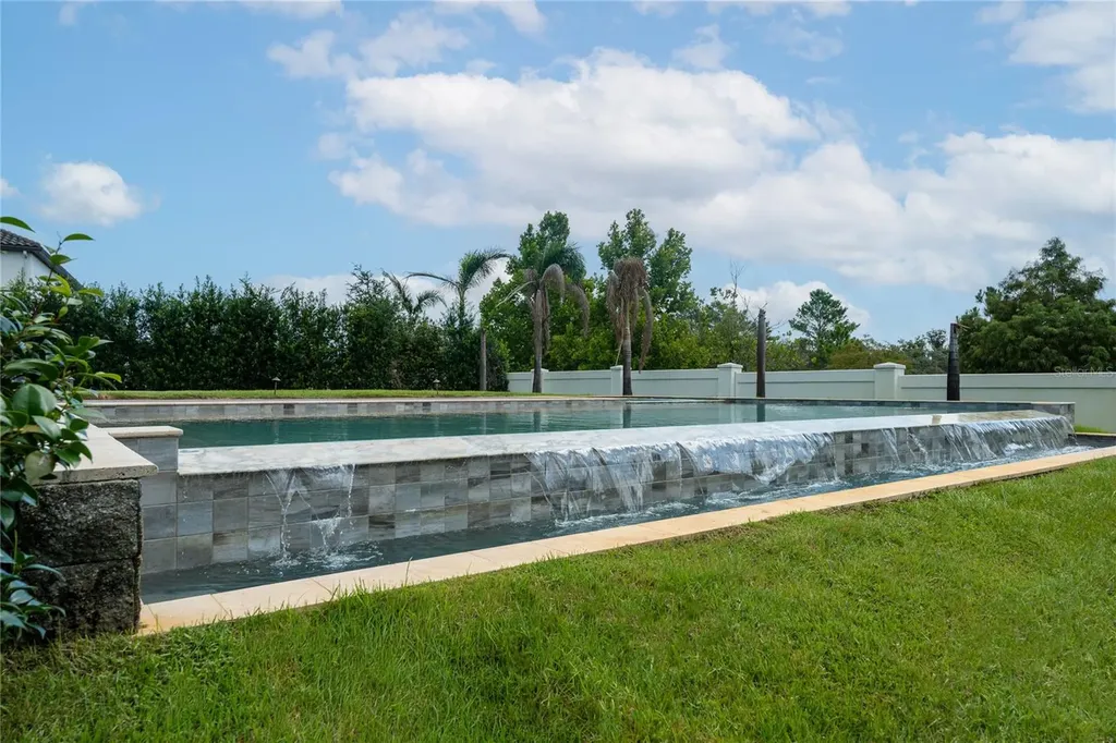 8192 Ludington Circle Orlando FL 32836