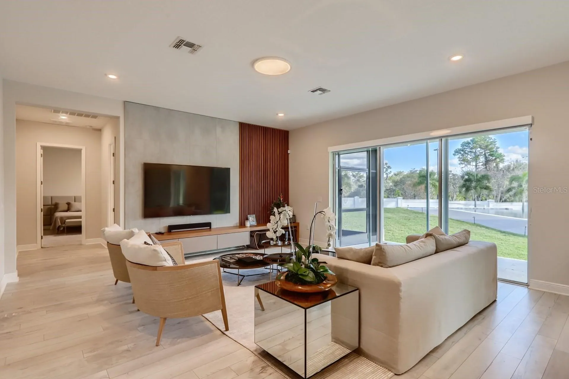 8192 Ludington Circle Orlando FL 32836