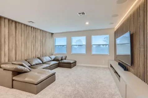 8192 Ludington Circle Orlando FL 32836