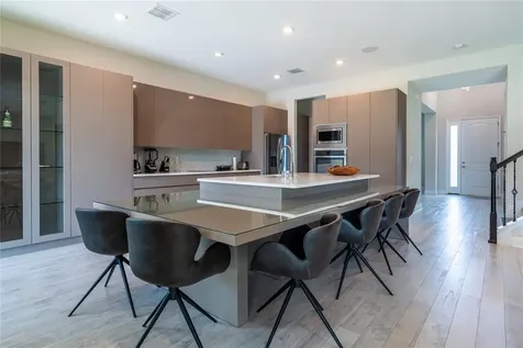 8192 Ludington Circle Orlando FL 32836
